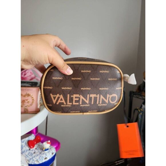 Authentic Valentino belt bag+dust bag - Picture 1 of 4